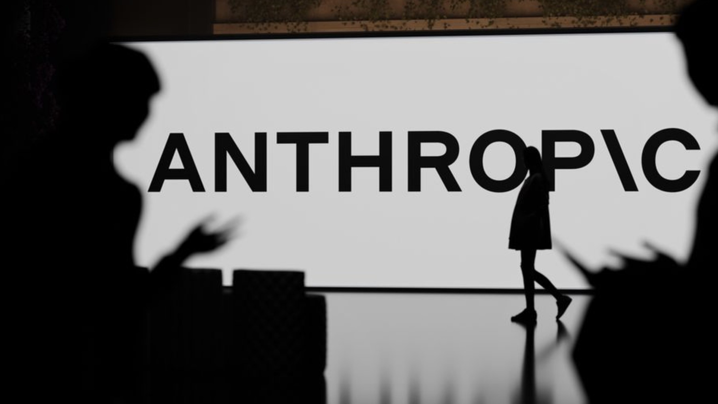 今日全球商业巨头动态 | Anthropic人工智能编程工具震动市场······