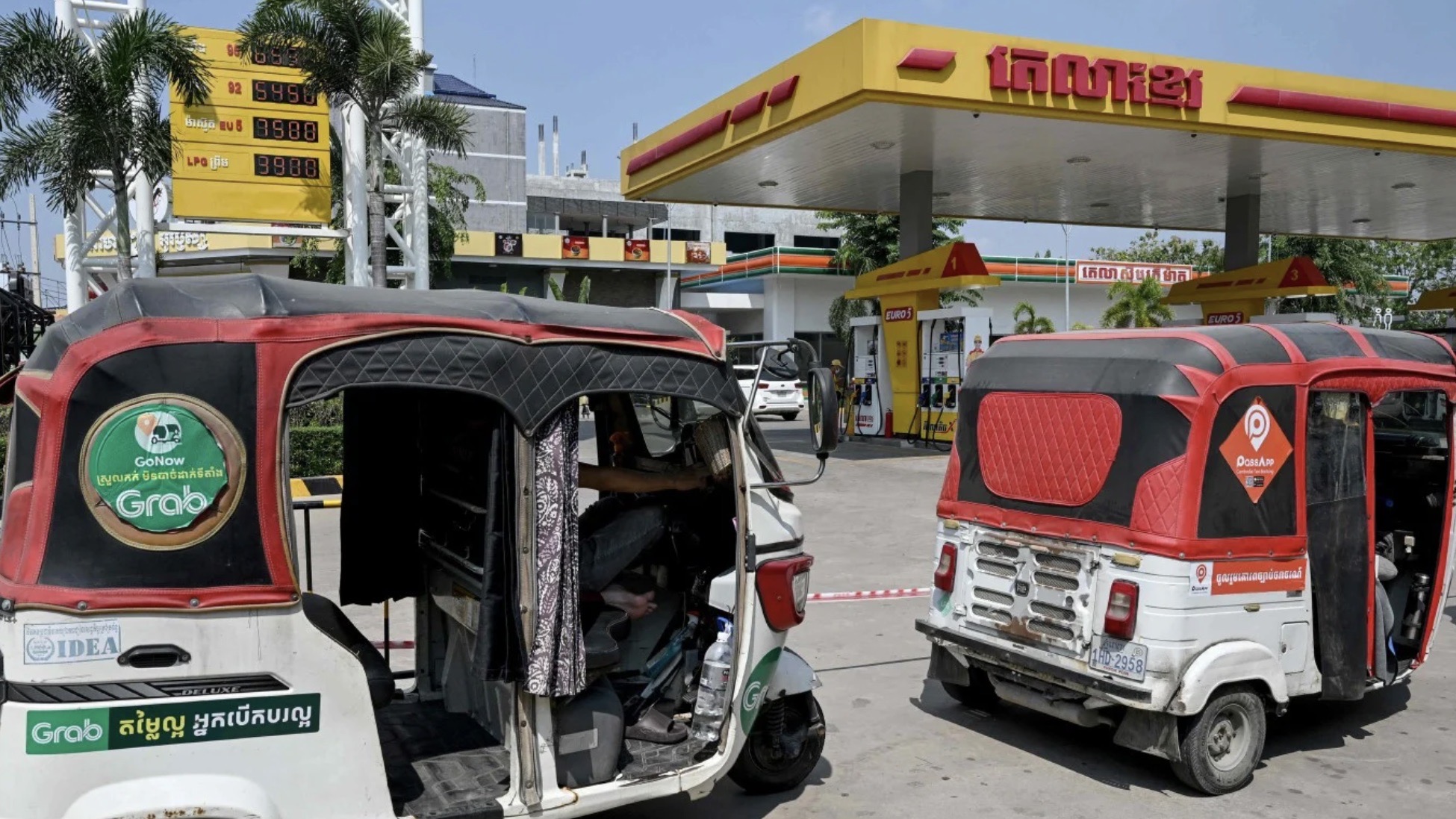 柬埔寨燃料价格上涨，非正式经济从业者面临成本压力
