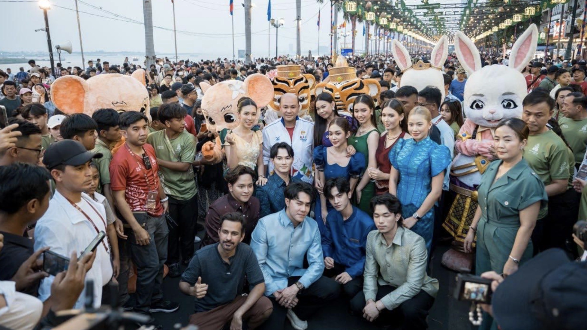 2026柬埔寨新年活动盛大开启，金边吸引近百万国内外游客参与