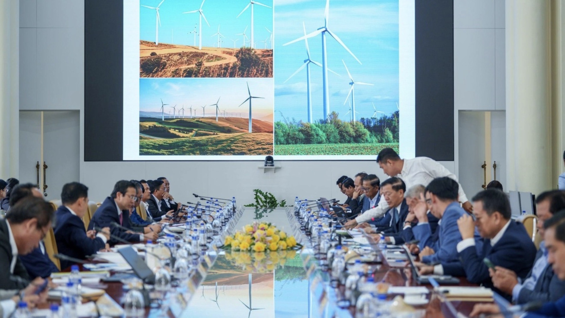 柬埔寨投资委审议8个重点项目，总额达4.9亿美元