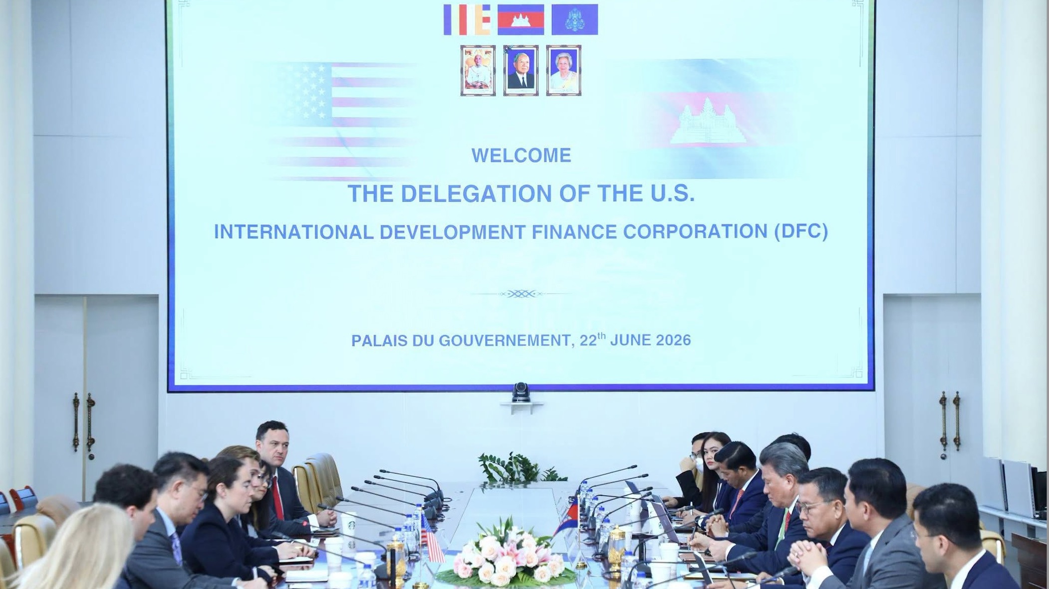 柬埔寨与美国国际开发金融公司（DFC）探讨在基础设施与能源领域开展合作